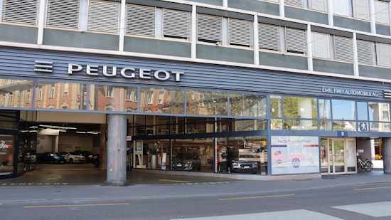 Aussenansicht Emil Frey Bern-Eigerplatz Aussenansicht Emil Frey Bern-Eigerplatz