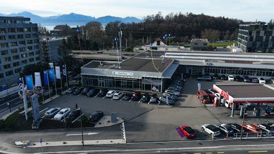 Emil Frey Chavannes vu de l'extérieur Emil Frey Chavannes vu de l'extérieur