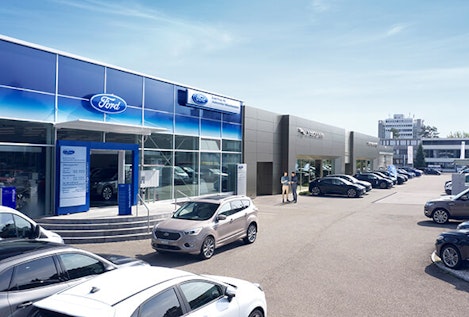 Aussenaufnahme Emil Frey Münchenstein Aussenaufnahme Emil Frey Münchenstein