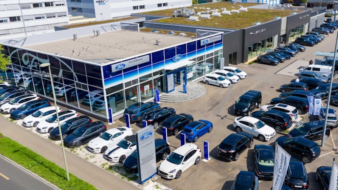 null Luftaufnahme Emil Frey Münchenstein