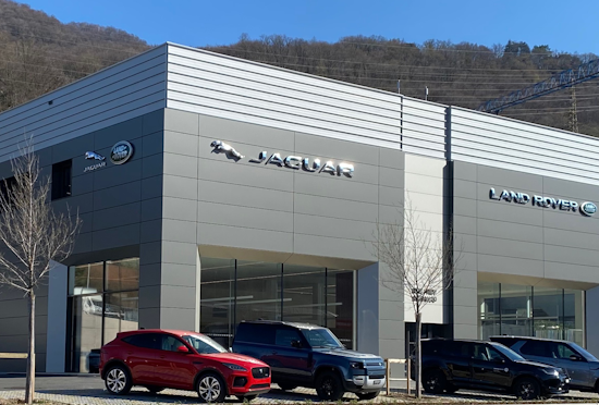 Vista esterna dello showroom Emil Frey Noranco Vista esterna dello showroom Emil Frey Noranco