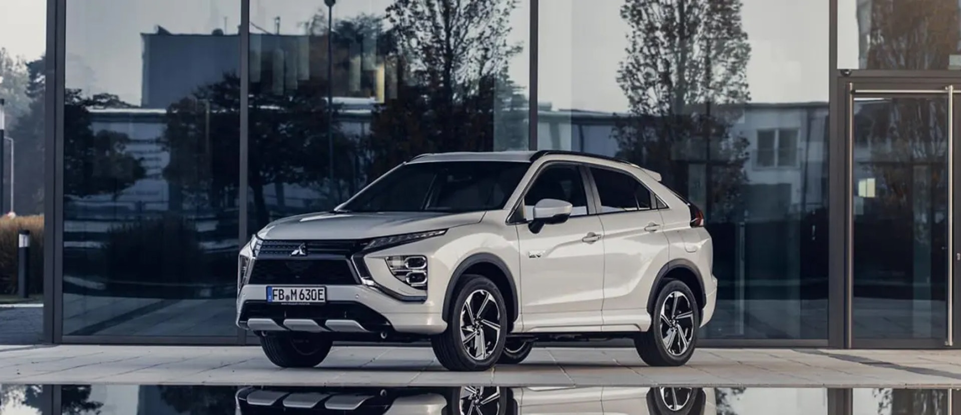 null Weisser Mitsubishi