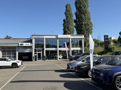 Garage von aussen Garage von aussen