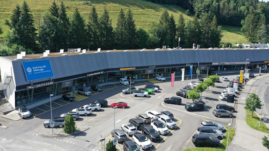 Aussenansicht Emil Frey Sihlbrugg Aussenansicht Emil Frey Sihlbrugg