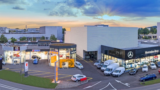 Aussenansicht Emil Frey Volketswil Aussenansicht Emil Frey Volketswil