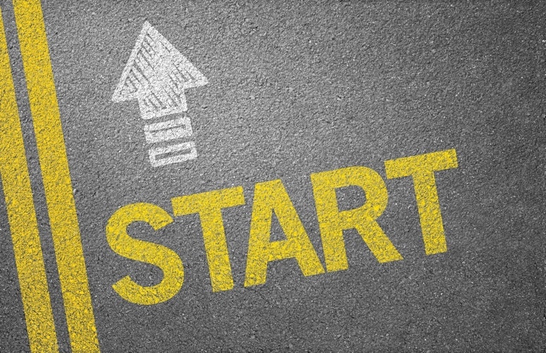 null Start geschrieben auf Beton