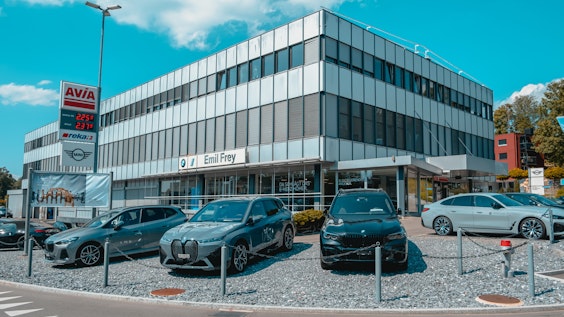 Aussenansicht Emil Frey Wetzikon Aussenansicht Emil Frey Wetzikon