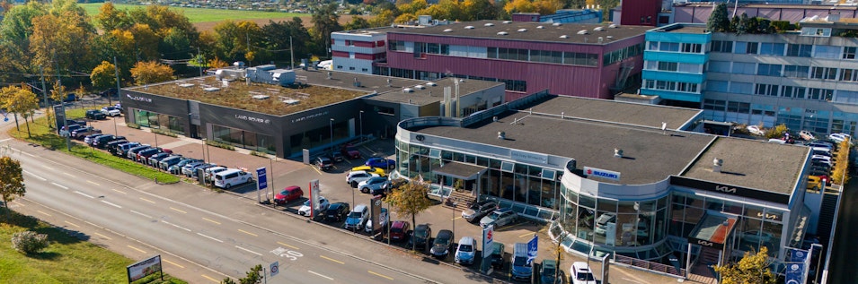 Garage von aussen Garage von aussen